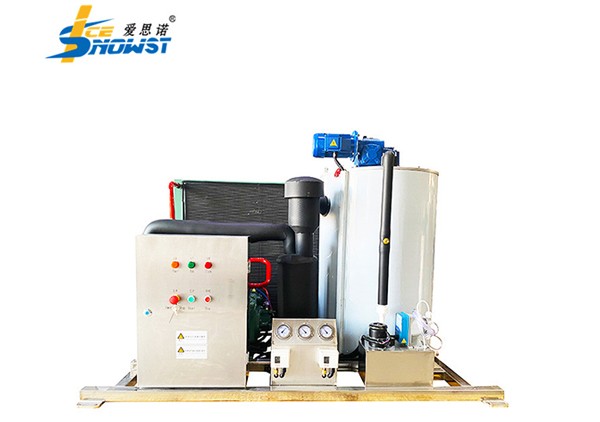 制冰機(jī)一直流水不制冰？愛思諾制冰機(jī)解決您的煩惱！